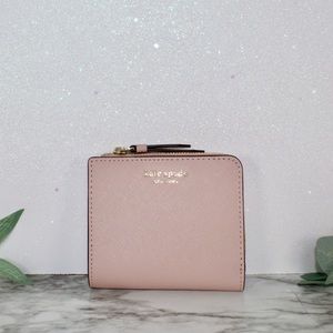 🎀 NWT Kate Spade Bifold L-Zip Wallet Cameron